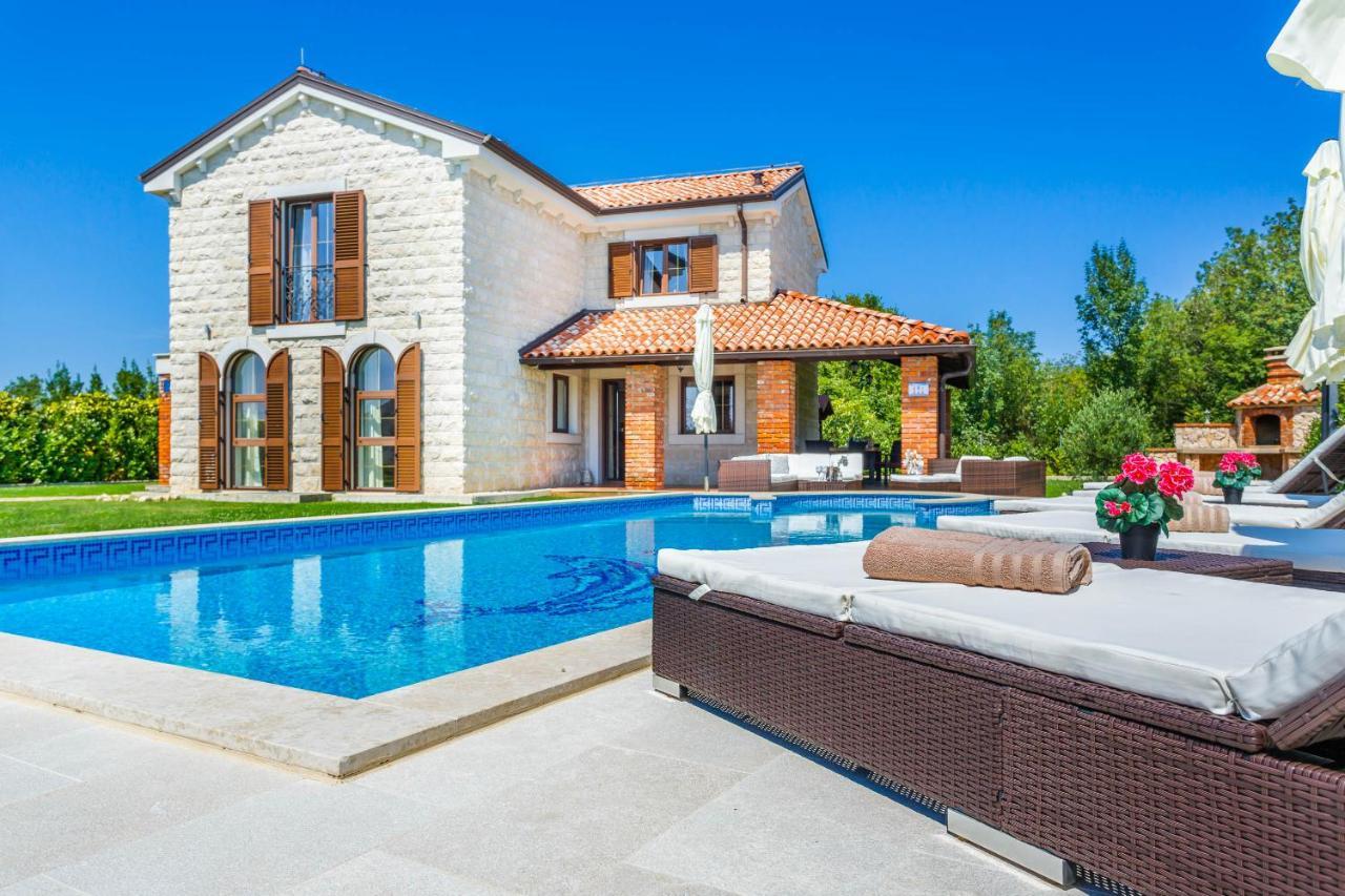 Villa Kamenica Kras Exterior foto